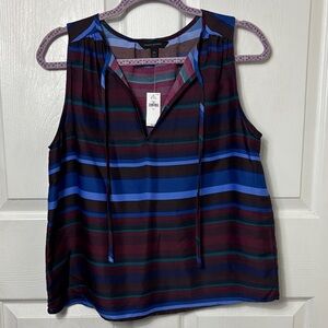 NEW BANANA REPUBLIC Multi stripe burgundy and blue Vneck sleeveless blouse sz XS